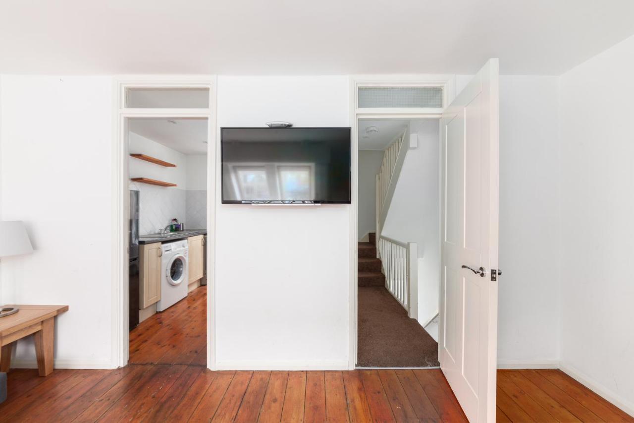 White City Apartment London Eksteriør bilde